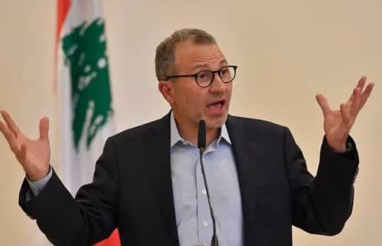 لقاء "سرّي" بين باسيل و مسؤول أميركي... "