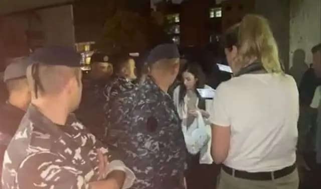 تنبيهات إلى مُقتحمي بنك الاعتماد وأحدهم بحاجة دواء!