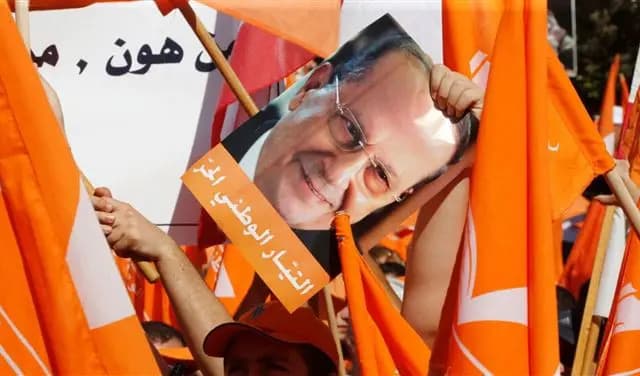 خطة محلية ــ خارجية لعزل التيار الوطني