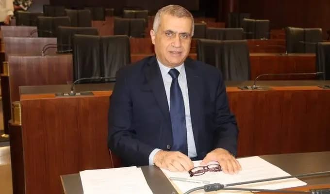 طرابلسي: الدولار "حق"!