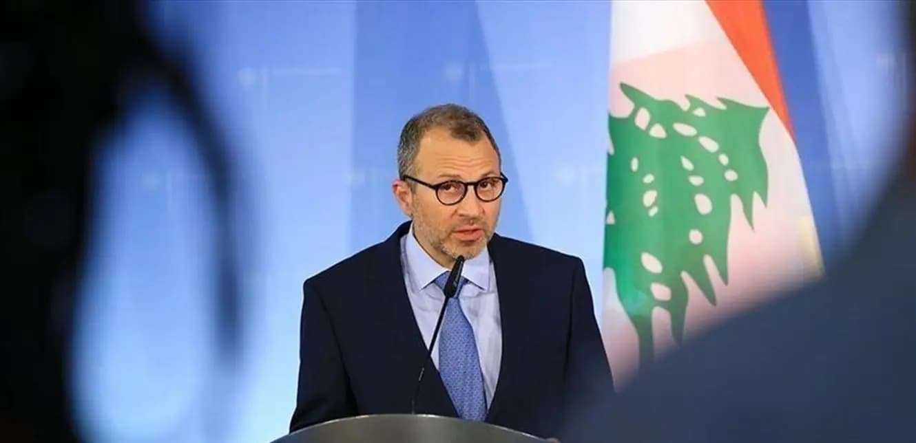 حيرة وتباينات في التيار!
