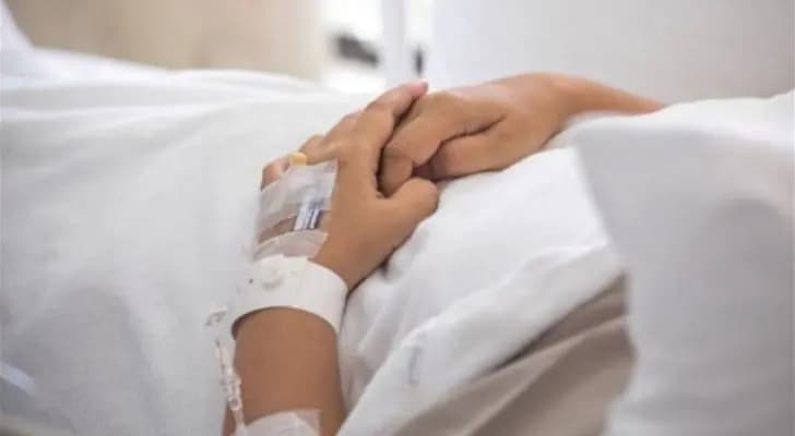 وفاة فنانة شهيرة بعد خضوعها لعملية استئصال ورم من أنفها!