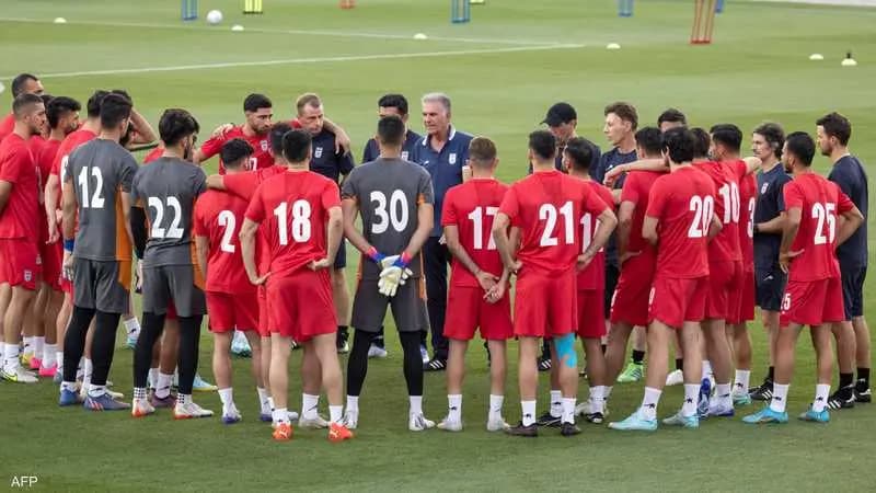 "شبح مهسا" يطارد منتخب إيران.. واللاعبون: حيلة تشتيت