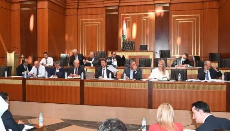 بنوك خارج الخدمة... والإصلاح!