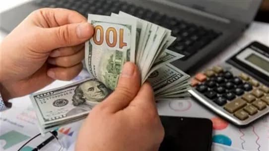 إليكم ما سجّله سعر الدولار في السوق السوداء
