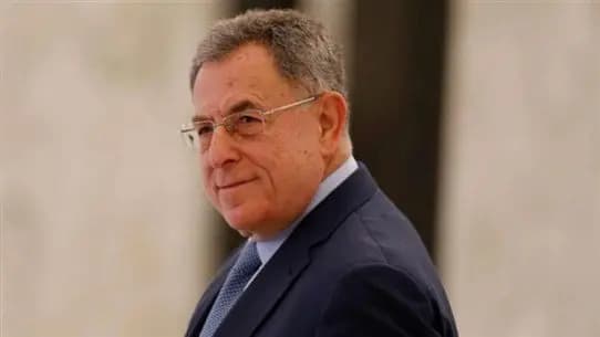 السنيورة بين حريريّين... هجومٌ وردٌّ وصورة