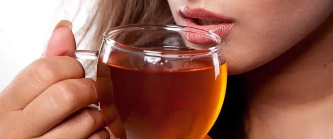 تعرّف على الأطعمة التي يجب أن تتجنّبها مع شربِ الشّاي