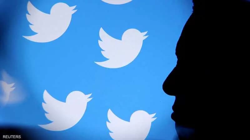إيلون ماسك يقرر "العفو" عن حسابات "تويتر" المجمدة