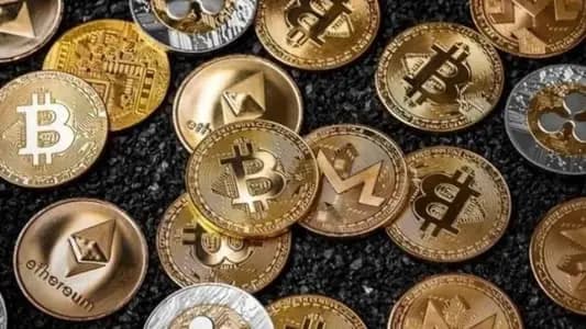 نصف مليون دولار طارت في التجارة الرقمية... والفاعل طالب ثانوي!