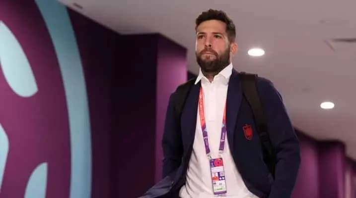 جوردي البا خارج برشلونا؟