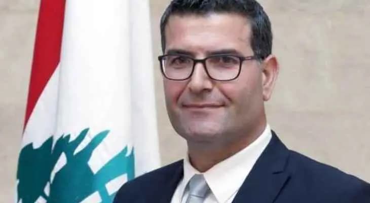 منتج لبناني إلى سوريا!