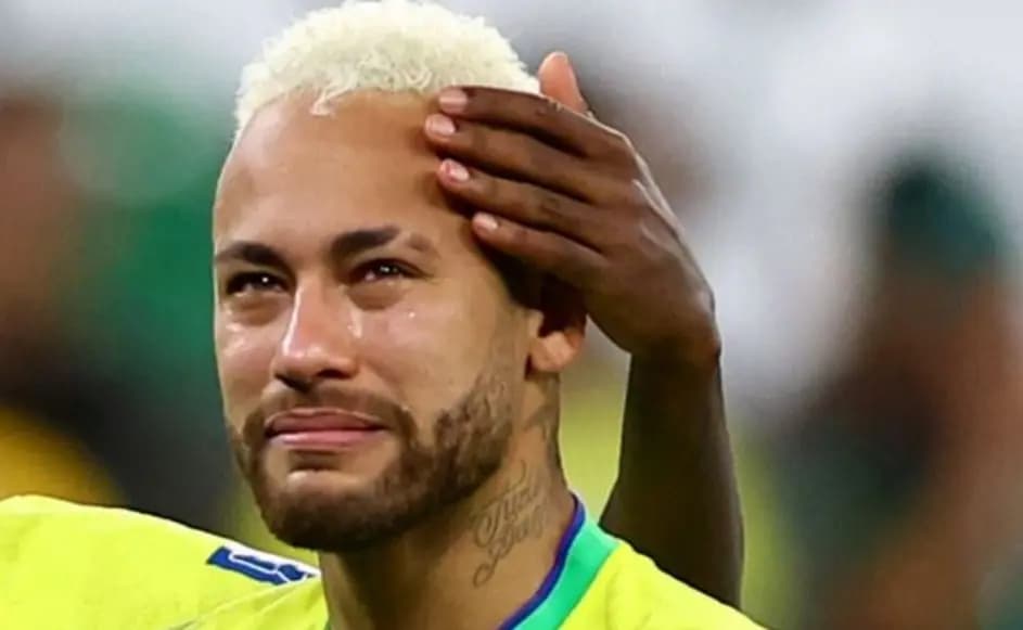 بعد خروج البرازيل... نيمار يلمّح بالإعتزال