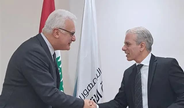 تفاديًا لانقطاع الانترنت.. توقيع من وزير الاتصالات!