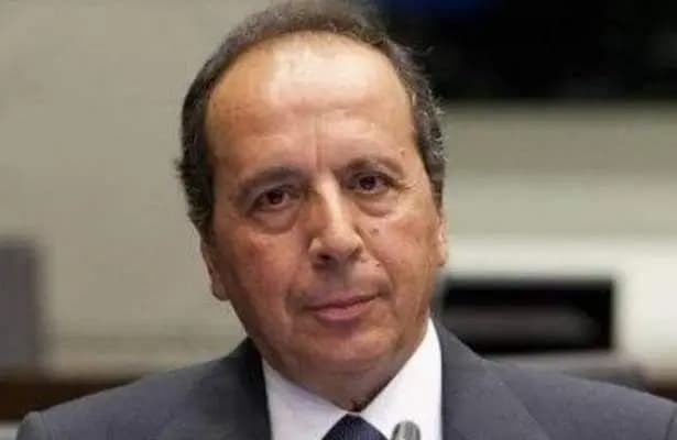 السيد: اليونان أفلست وبقي عندها كل شيء ولكن من أفلسونا دمّروا كل شيء