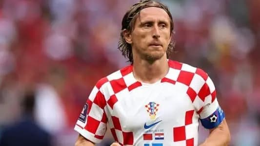 مودريتش: الحكم ظلمنا.. وهذا ما قاله عن ميسي