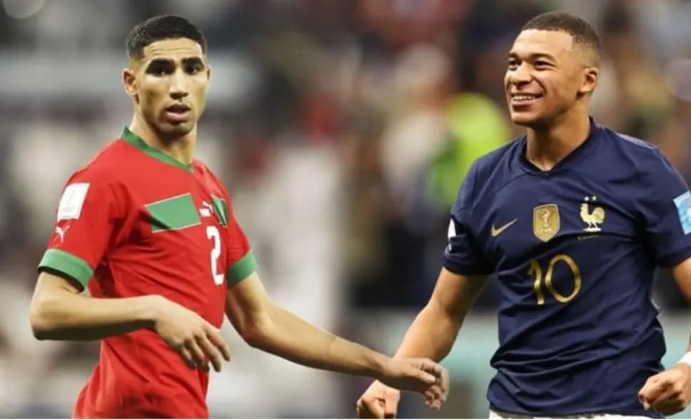قمة ناريّة"... هل "تزأر" أسود المغرب أمام الديوك الفرنسية؟