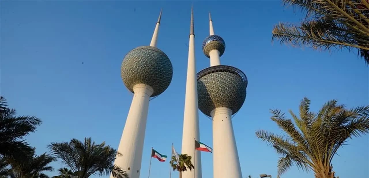 وزير الدفاع الكويتي يستقيل!