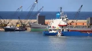 مرفأ صيدا شبهات فساد وتهريب وبحث عن دور