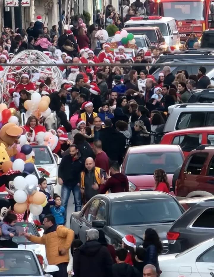 بالصور_ نشاط ميلادي في مدينة زحلة