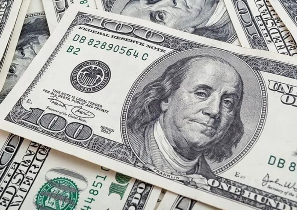 عشية الميلاد.. هذا سعر صرف الدولار