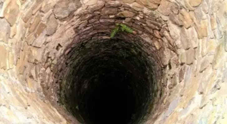 العثورعلى طفلة رضيعة داخل بئر مهجور في الأردن