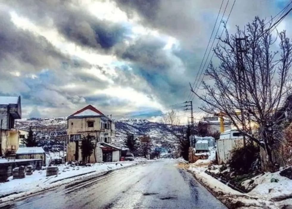 شتاء لبنان... كأنه صراع بقاء!