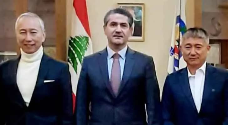 سفير اليابان وعدد من الدبلوماسيين في السفارة اليابانية في زيارة لمحافظ البقاع في سرايا زحلة
