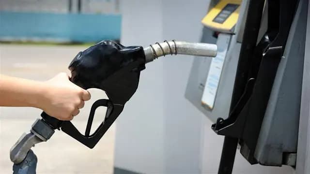 انخفاض كبير في أسعار المحروقات..