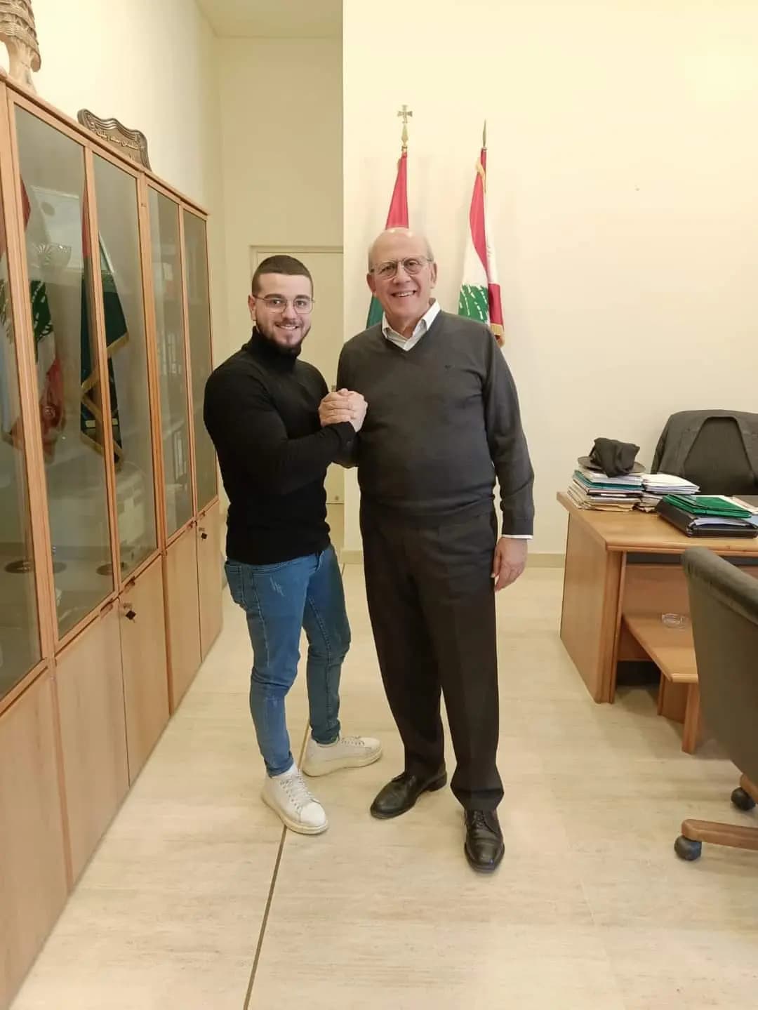 المجلسُ البلديُّ يهنّئ بطل الأوزان الزّحلي