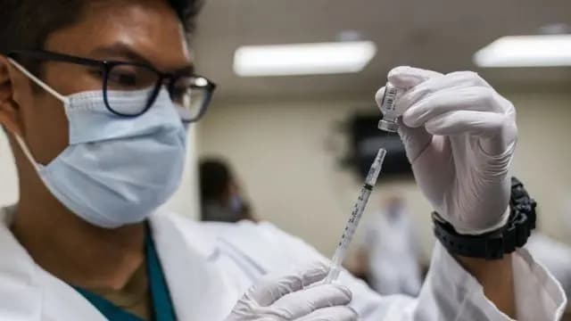 لقاحاتٌ مجانيّة.. فهل عادت كورونا؟