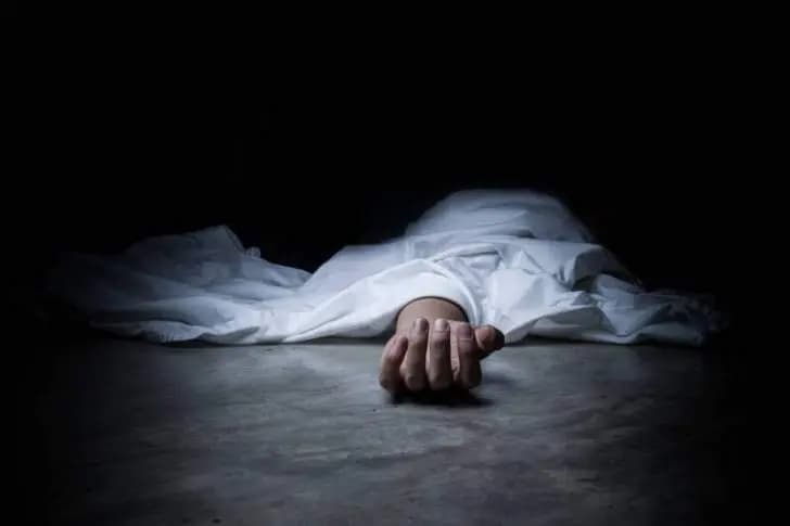أَطلقوا عليه النّارَ وأردوهُ قتيلًا