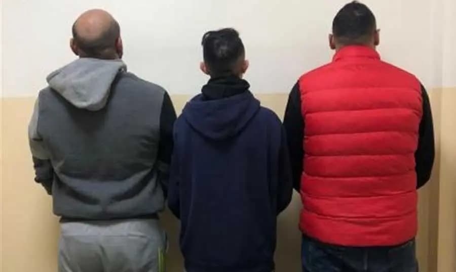 بهدف السرقة... دخلوا منزل مسنّ وكبّلوه