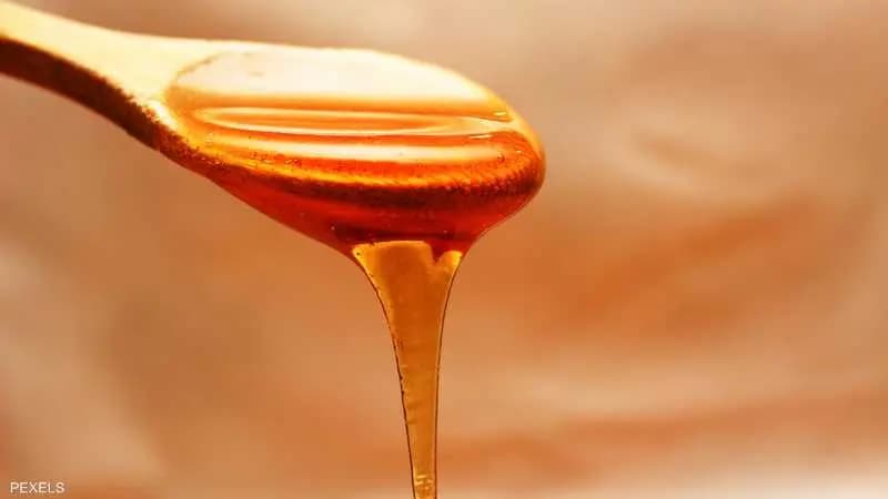 العسل أم السكر؟.. كيف يؤثر اختيارك على الكوليسترول