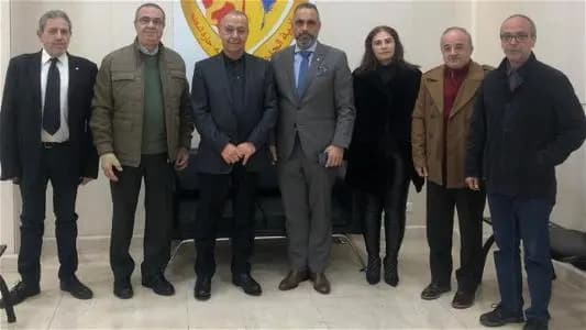 وفدٌ كتائبيّ يزورُ رئيس بلديّة الحدت... ما السّبب