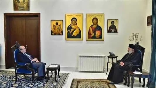 حبيب يُطلع عودة على مشاريع مصرف الاسكان