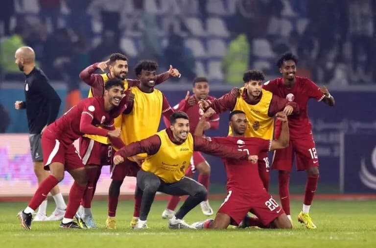 المنتخبات المتأهلة إلى نصف نهائي خليجي 25