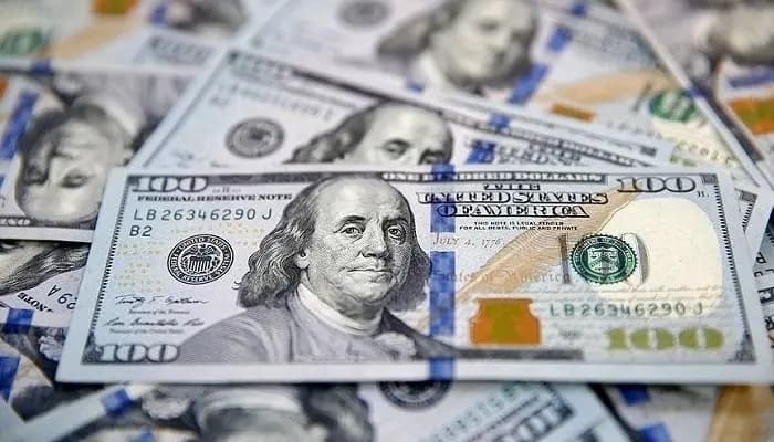 إليكم سعرُ دولار السوق السوداء مساء اليوم
