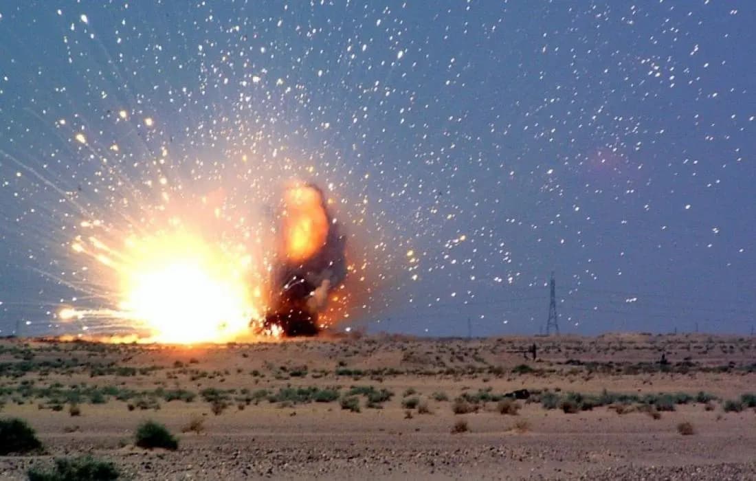 انفجار جسم مشبوه وإصابة طفل!