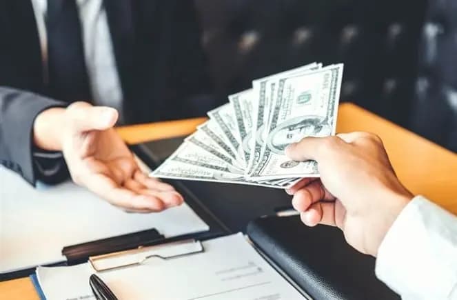 منذ 2019.. الرواتب تآكلت أكثر من 35 في المئة!