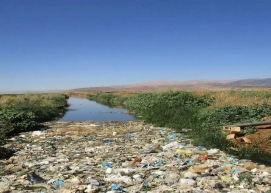 توقف محطّات التكرير يهدّد البيئة البحرية