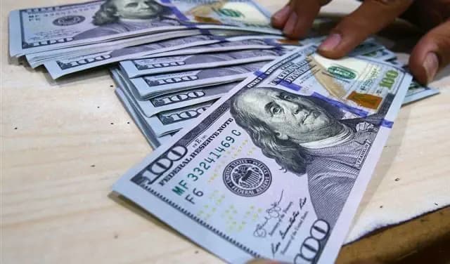 سعرُ دولار السوق السوداء صباح اليوم!