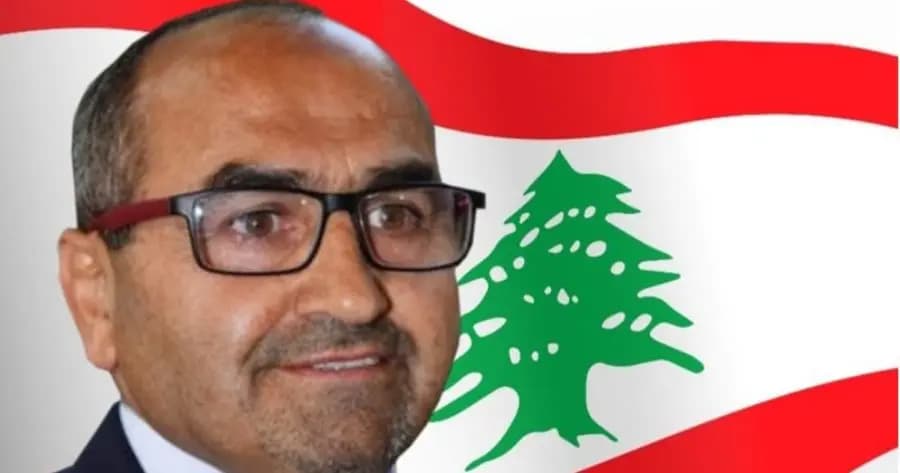 نائب "عاتب"!