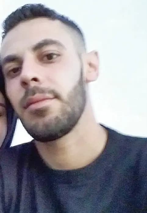 حسن.. ليس عميلًا!