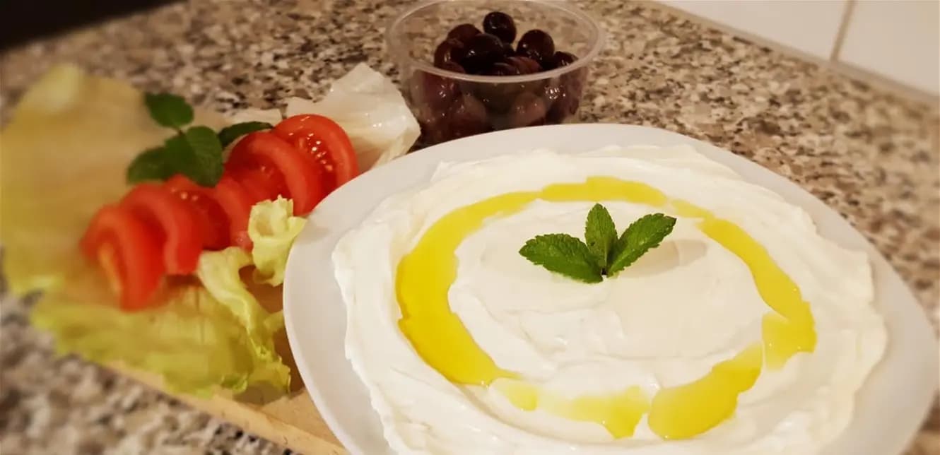 اشتري "لبنة".. بيطلعلك "جفصين"!