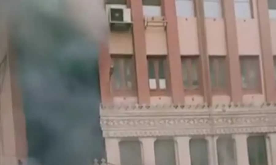 مصرعُ 3 أشخاصٍ في حريقٍ... إليكم تفاصيلُه