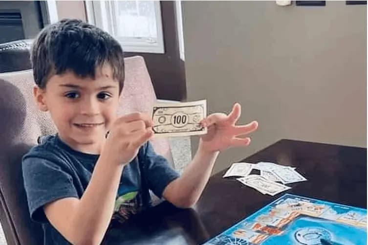 أب يُفاجئ بقائمة طعام بـ 1000 دولار.. من طلبها؟