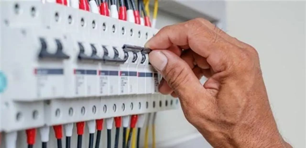 هكذا يُسعّر أصحاب مولّدات الفاتورة بالدولار!