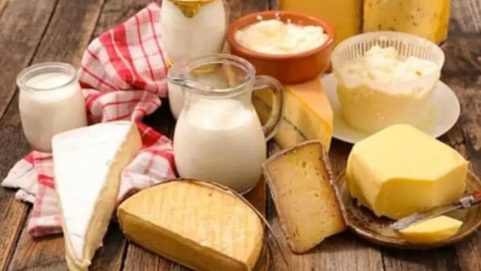 فضيحةٌ جديدةٌ: حليبٌ مُسرطن لتصنيع الأجبان والألبان!