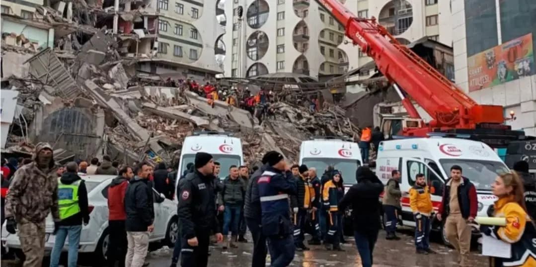 الحكومة التركية: تخصيص أكثر من 5 مليارات دولار لجهود الإغاثة جراء الزلزال