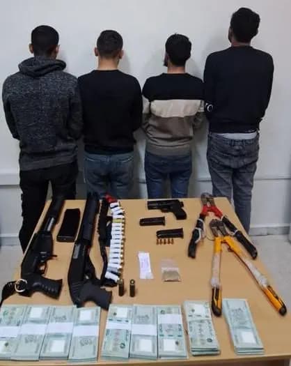 عصابة سرقة أسلاك كهربائية.. في قبضة الأمن!